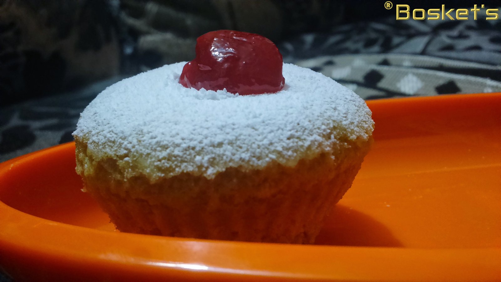 Cute Egg-less Cup cakes