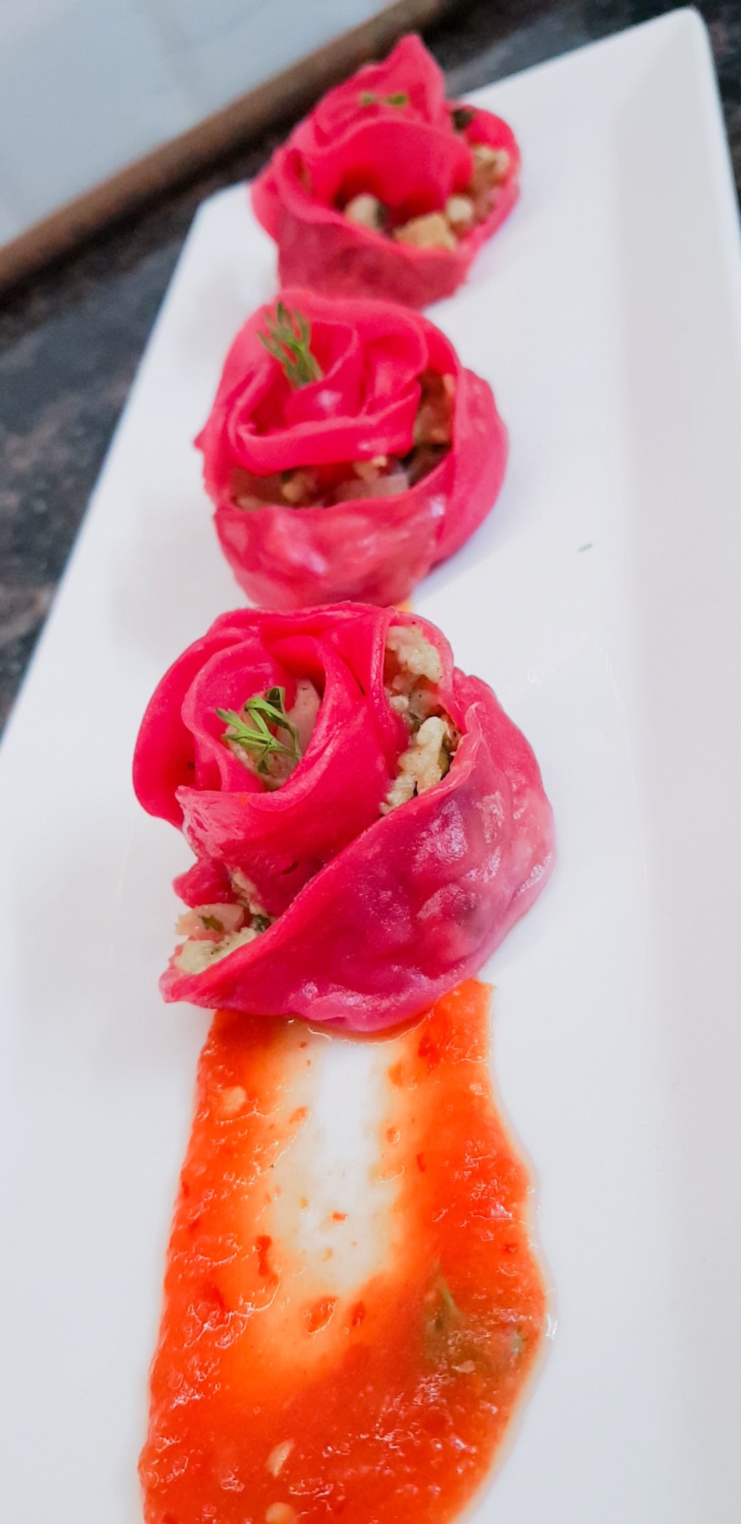 Rose momos