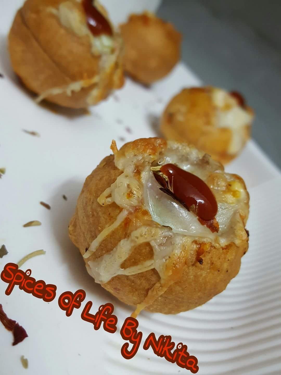 Golgappe pizza